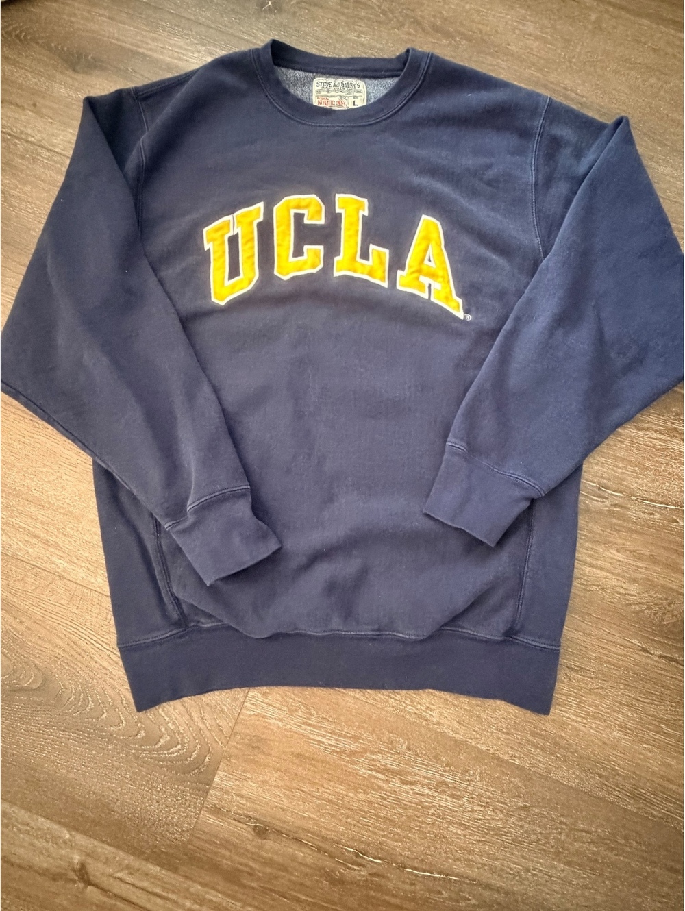 UCLA Crewneck Sweatshirt - Unisex Size L